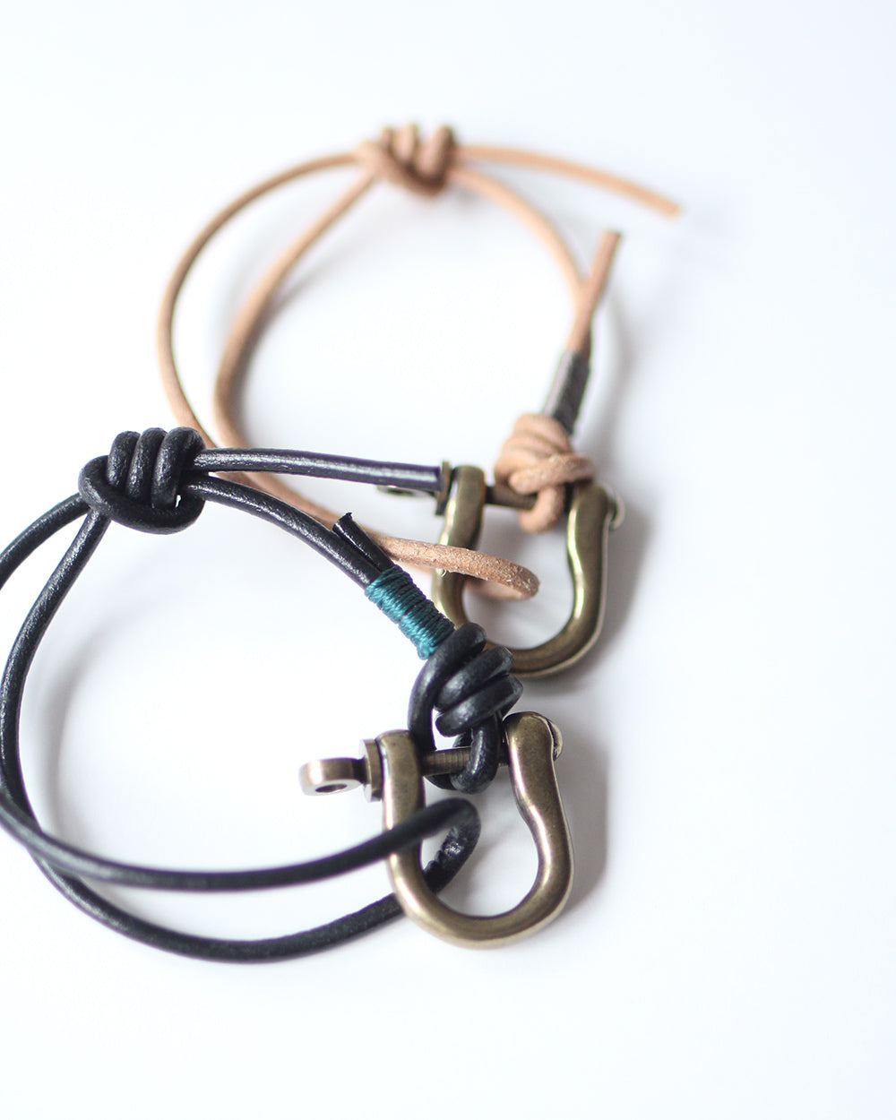 Leather Bangle – Bilberry